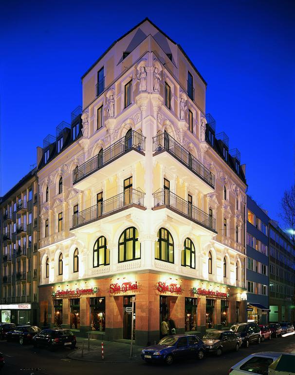 Burns Art Hotel Düsseldorf Exterior foto